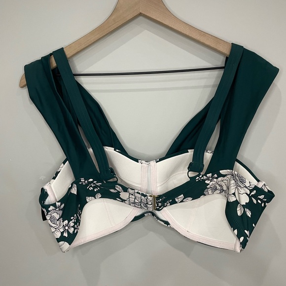 Adore Me NWT floral bikini top - Picture 4 of 13